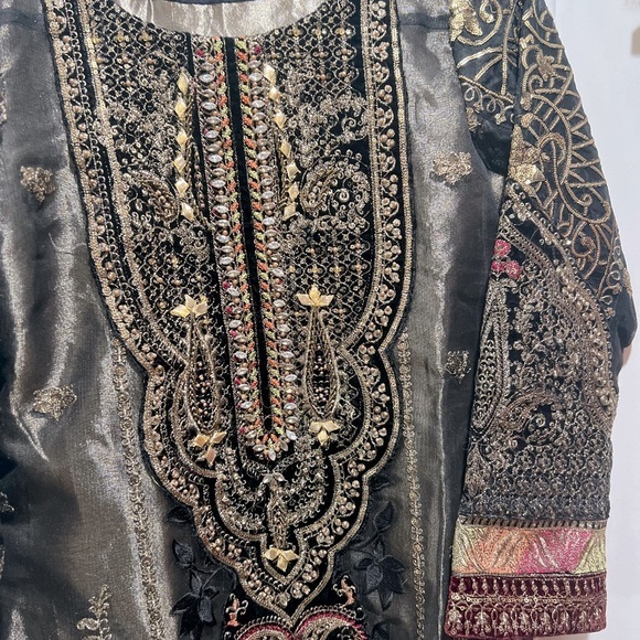 Brand new Maria.B formal dress. - Picture 11 of 11